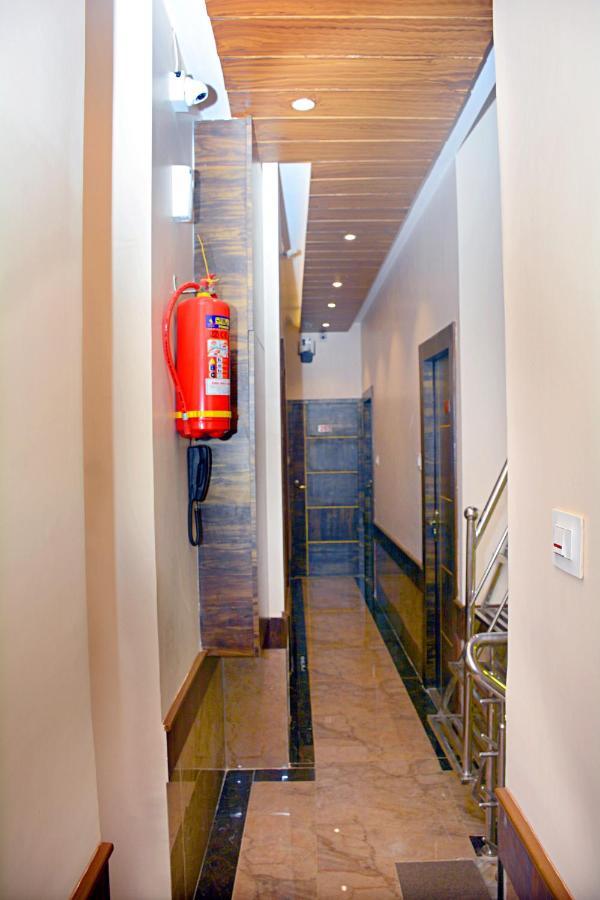Hotel Nest N Rest - Mumbai Dış mekan fotoğraf
