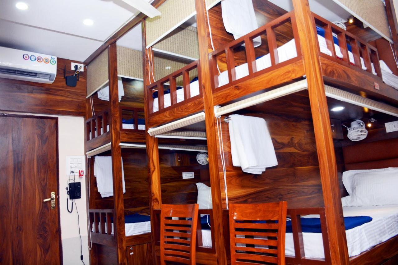 Hotel Nest N Rest - Mumbai Dış mekan fotoğraf