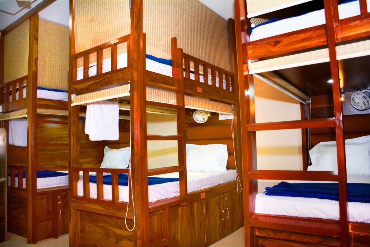 Hotel Nest N Rest - Mumbai Dış mekan fotoğraf